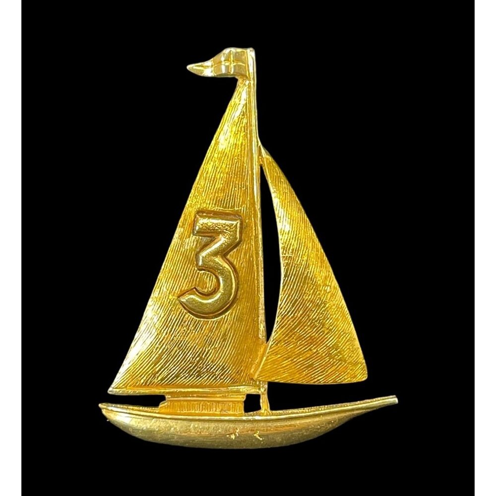 Vtg Arthur Pepper ART Jewelry Signed Brushed Gold Tone Sailboat Brooch Nautical